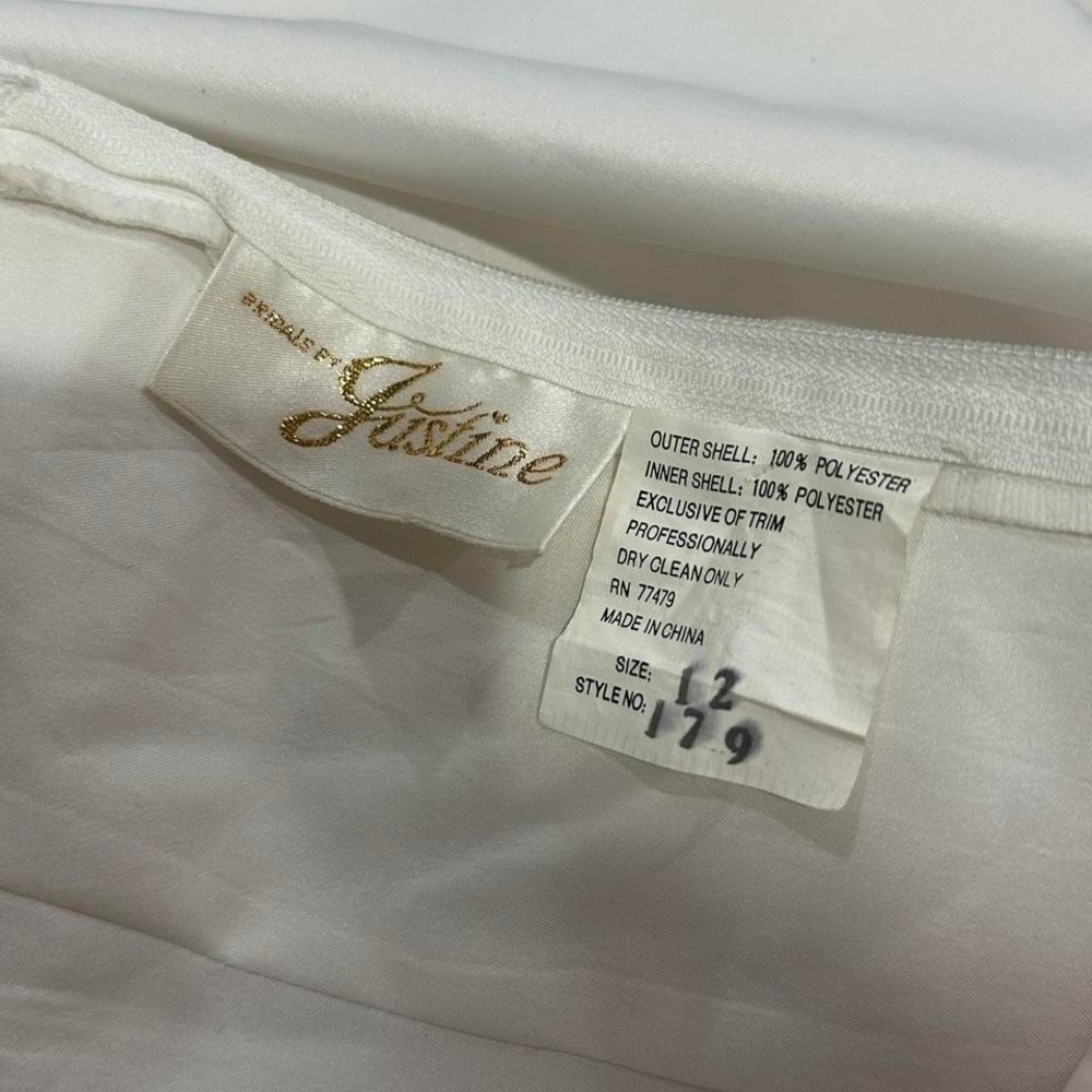 Vintage Wedding Dress - Bridal by Justine sz 12 Floor length wedding gown - Picture 8 of 8